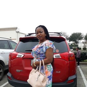 Meet your Posher, Mojisola